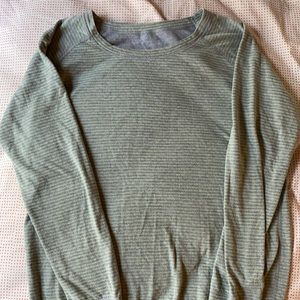 Marine Layer reversible raglan top